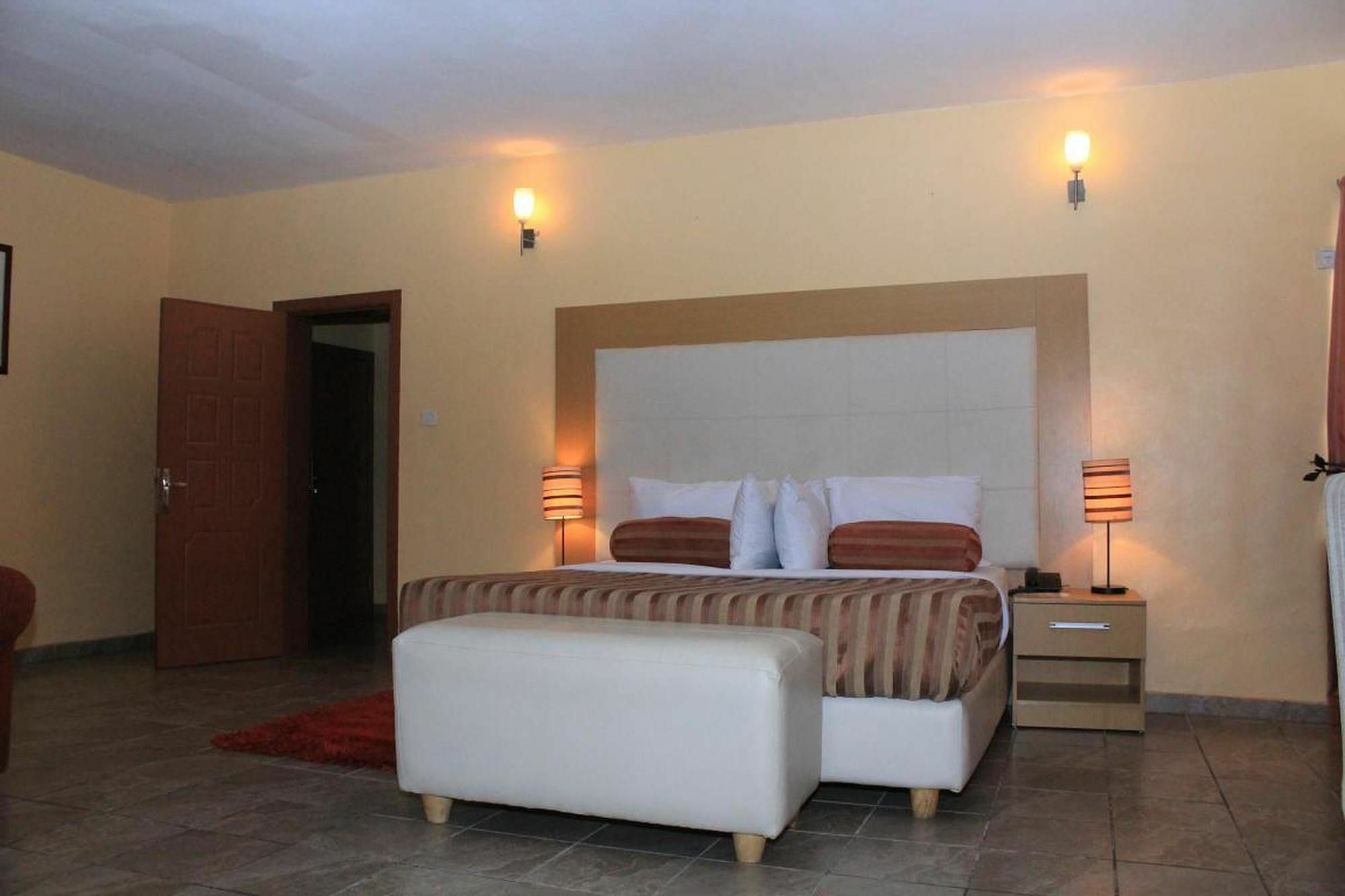 Chateux De Atlantique Hotel Aliayabiagba Dış mekan fotoğraf